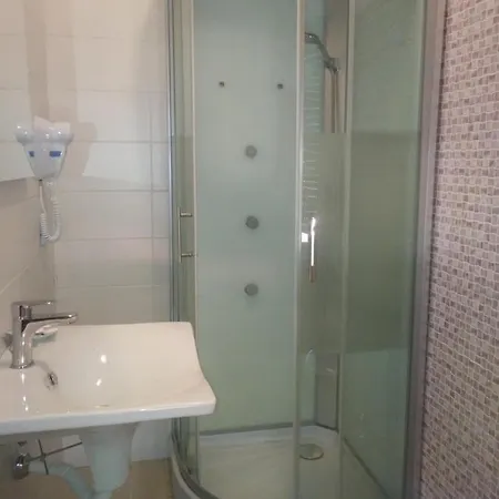 Inn La Rondinella *