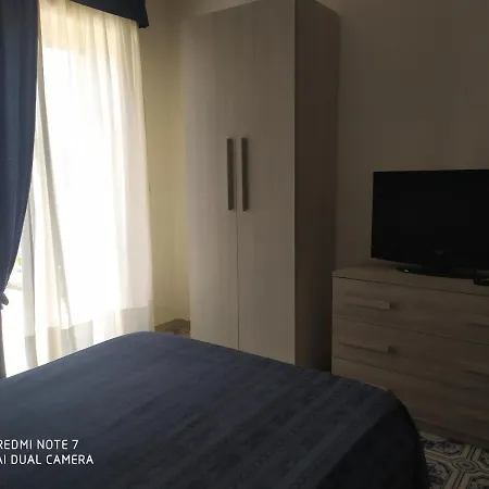 La Rondinella Inn *